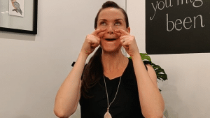 facial yoga exercises for sagging eyes